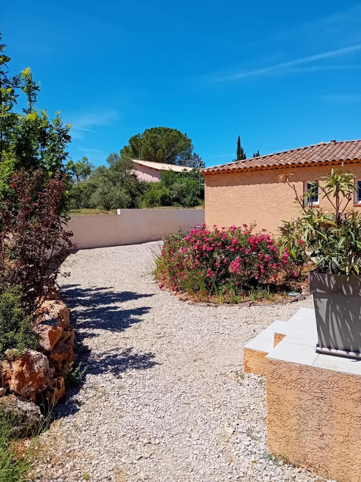 Chambres D'Hotes, B&B Climatisees La Borrellienne Saint-Maximin Exteriör bild