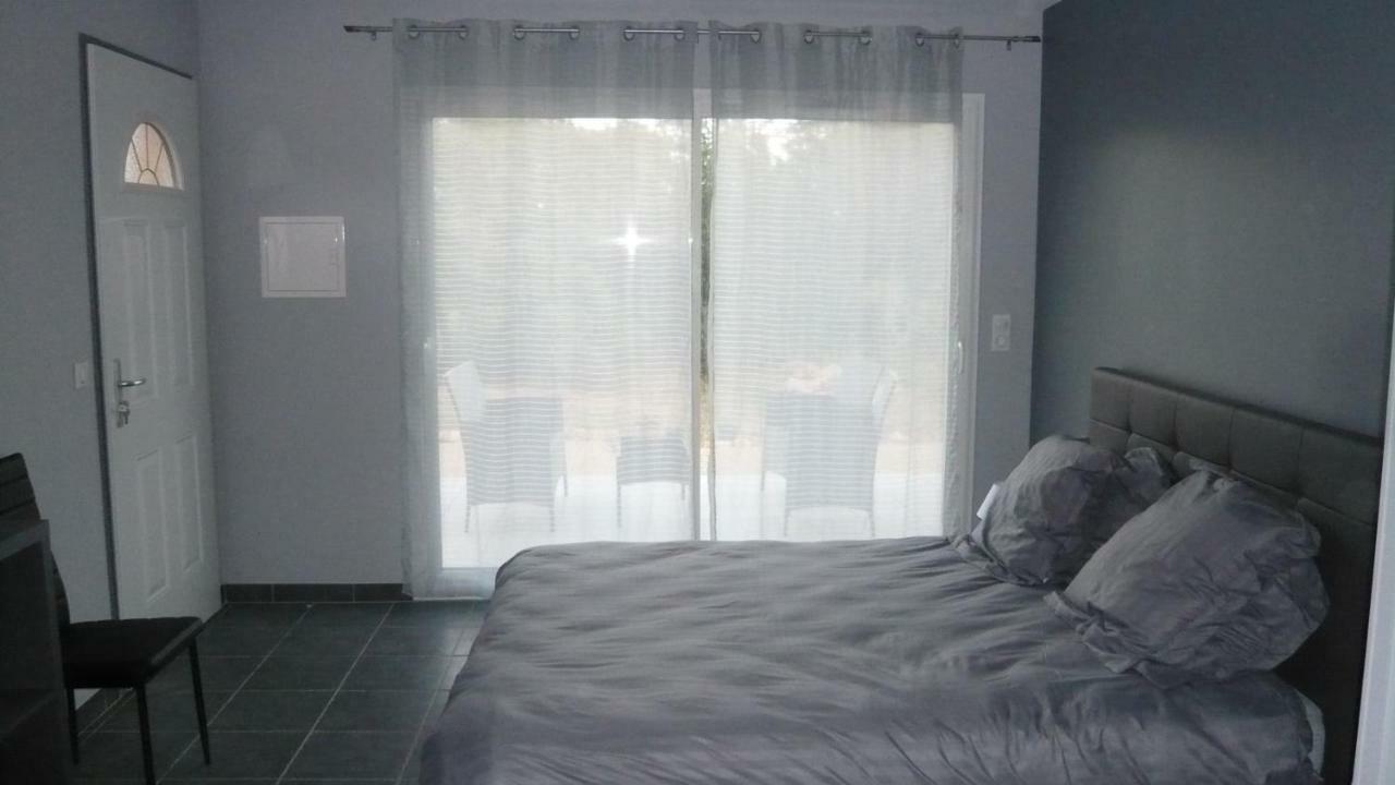 Chambres D'Hotes, B&B Climatisees La Borrellienne Saint-Maximin Exteriör bild