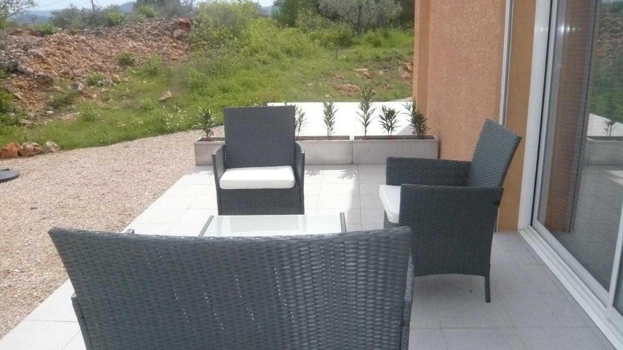 Chambres D'Hotes, B&B Climatisees La Borrellienne Saint-Maximin Exteriör bild
